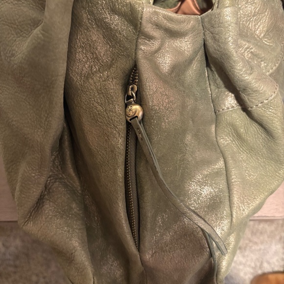 Hobo Golden Cloud tote bag - Picture 5 of 6